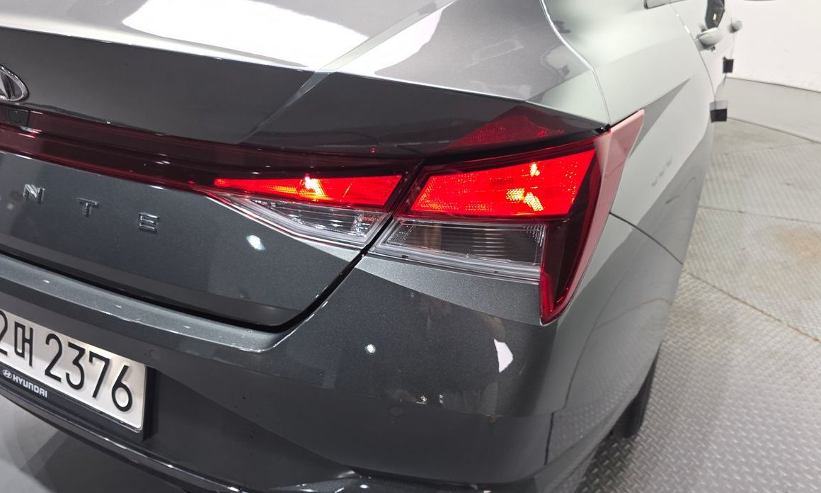 Hyundai AVANTE 2022