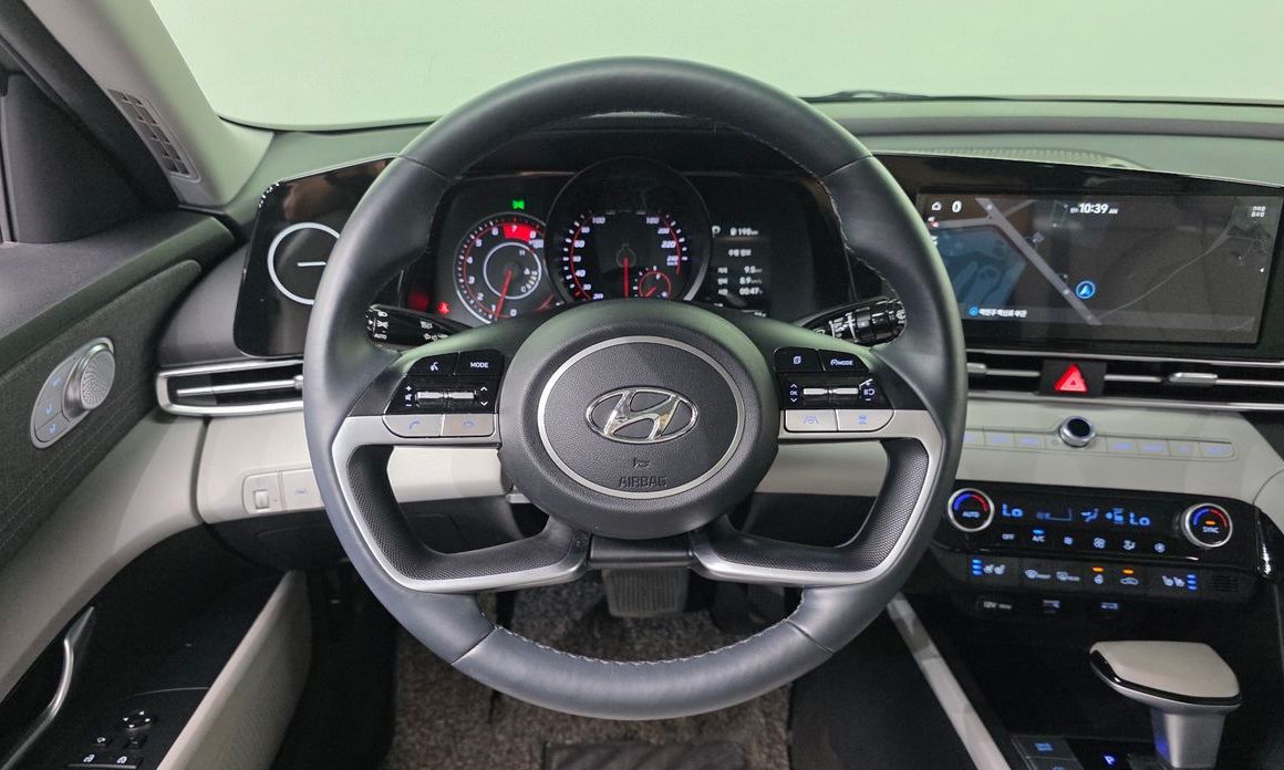 Hyundai AVANTE 2022