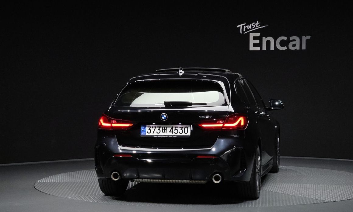BMW 1-Series 2022
