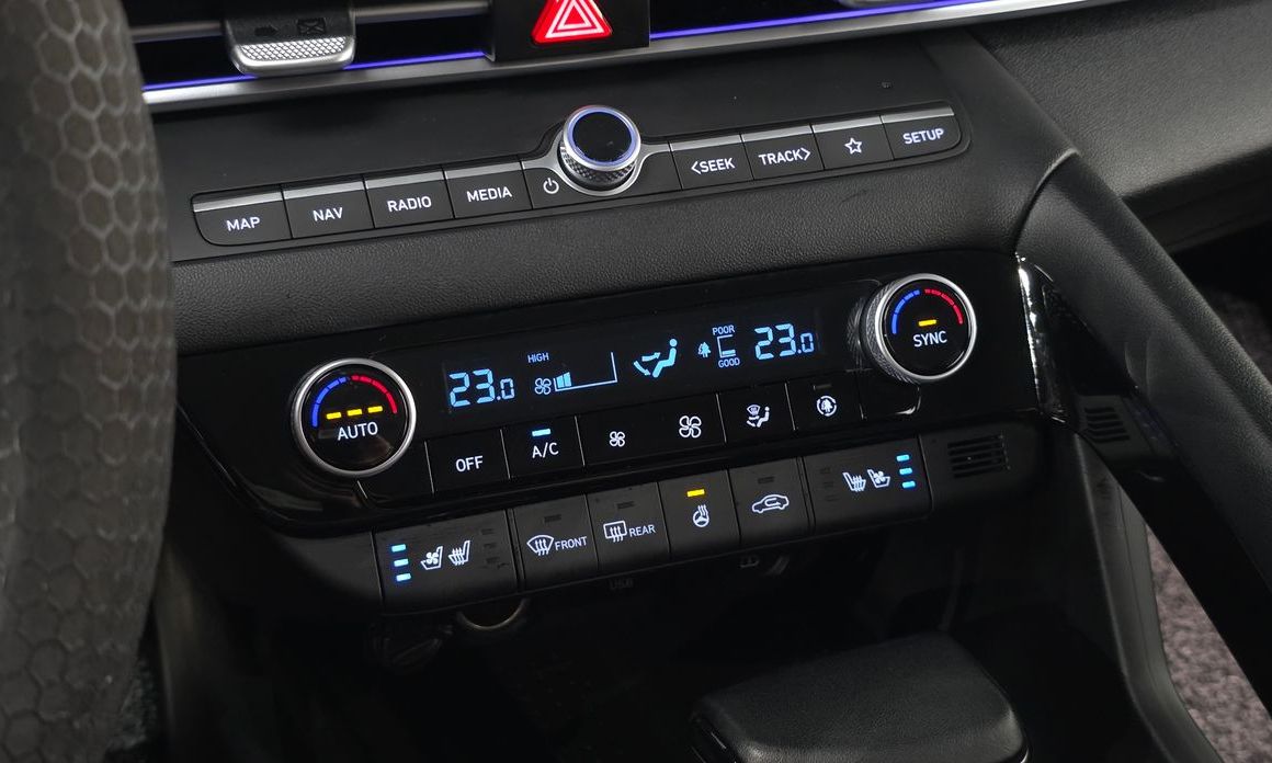 Hyundai AVANTE 2022