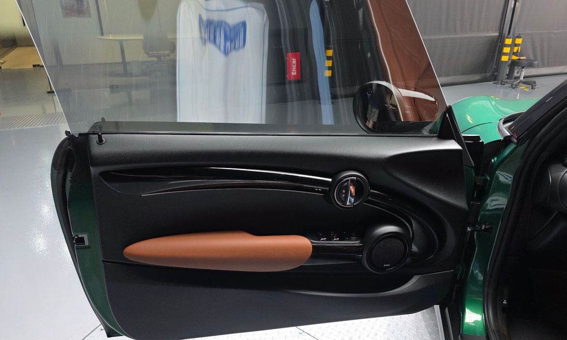 Mini Cooper Convertible 2022