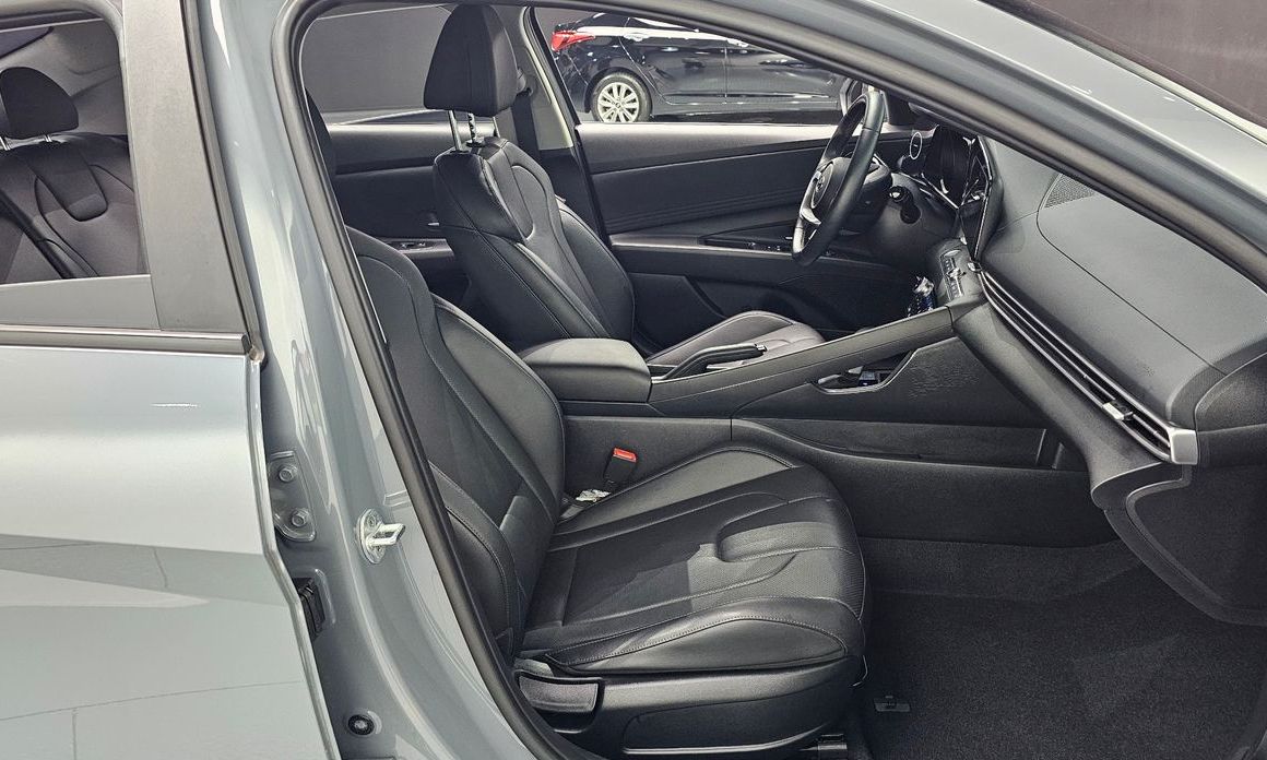 Hyundai AVANTE 2022