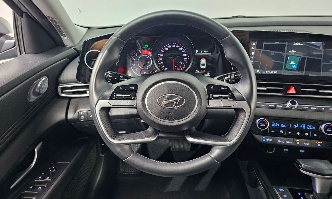 Hyundai AVANTE 2022