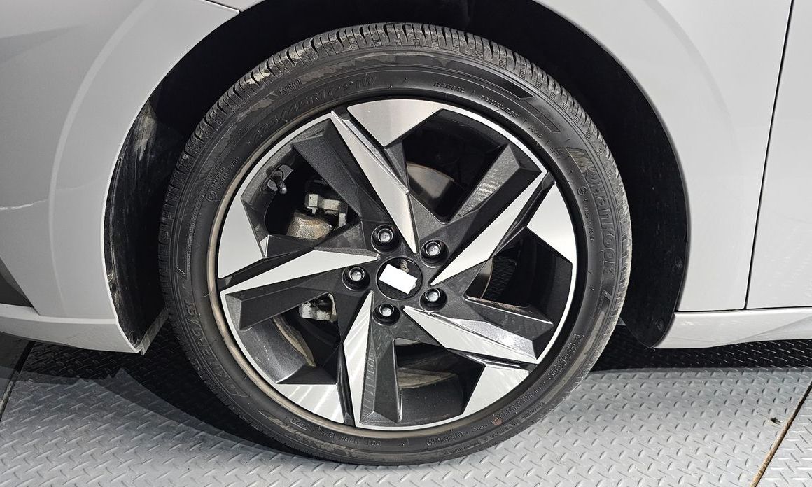 Hyundai AVANTE 2023