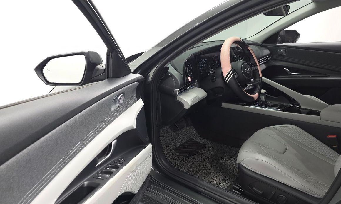 Hyundai AVANTE 2023