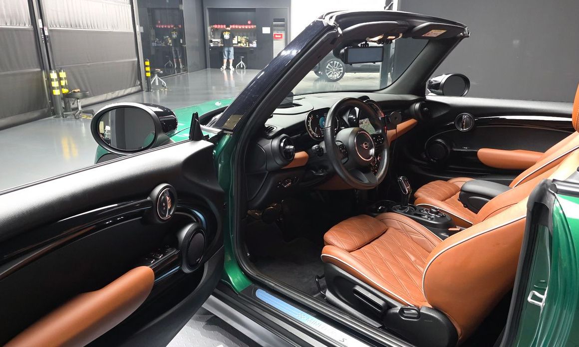 Mini Cooper Convertible 2022