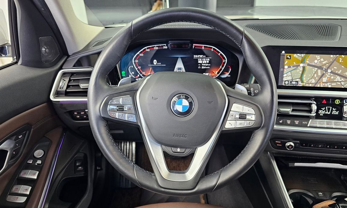 BMW 3-Series 2021