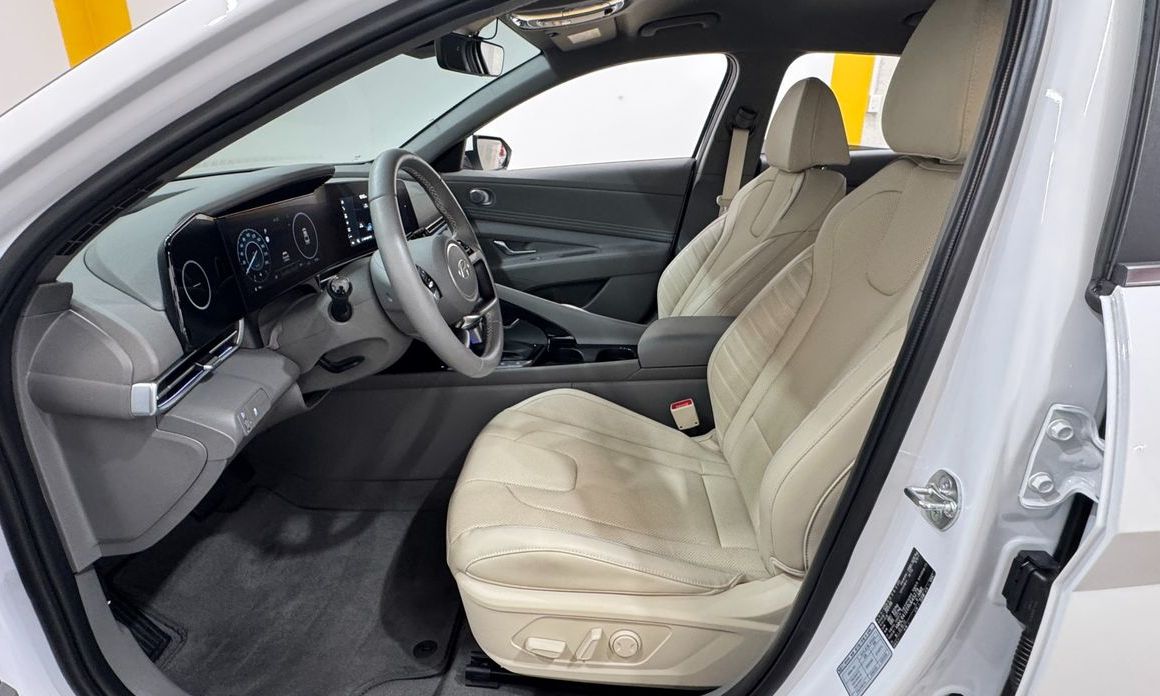 Hyundai AVANTE 2024