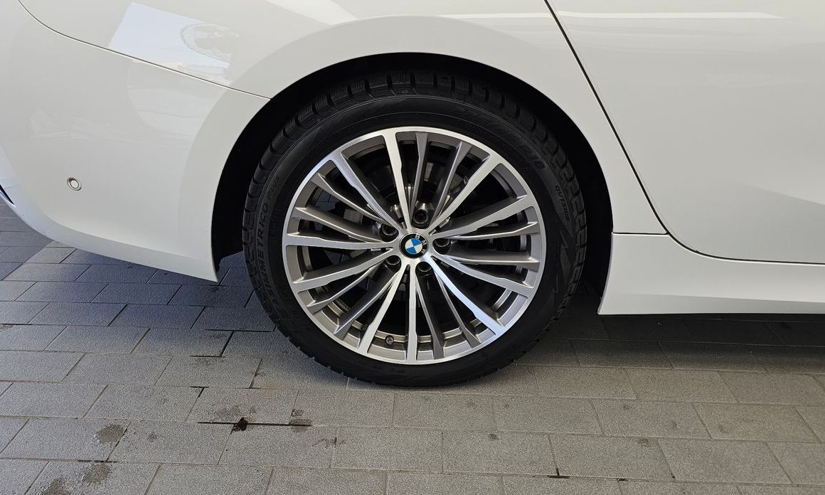 BMW 3-Series 2021