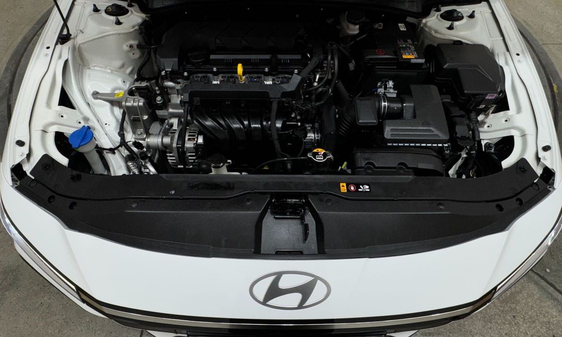 Hyundai AVANTE 2024