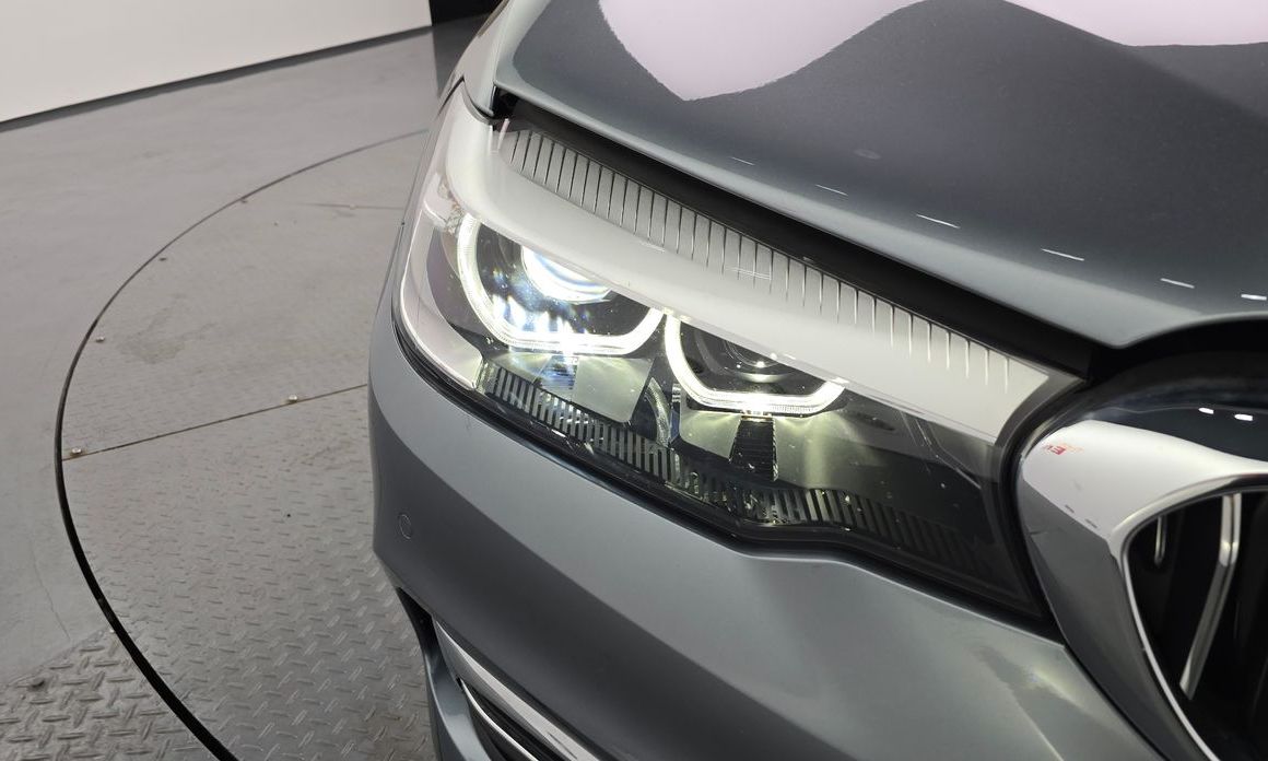 BMW 5-Series 2019
