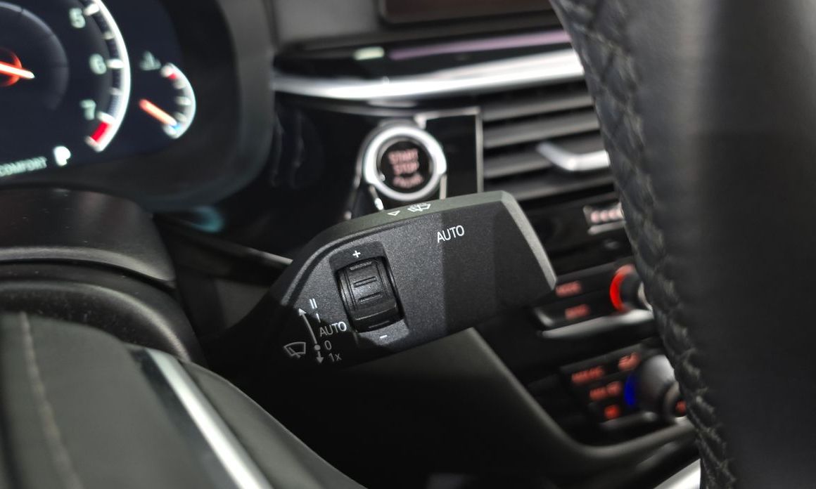 BMW 5-Series 2019