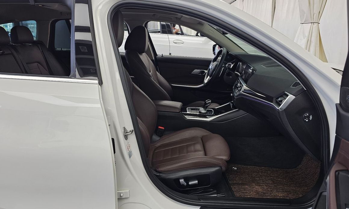BMW 3-Series 2021