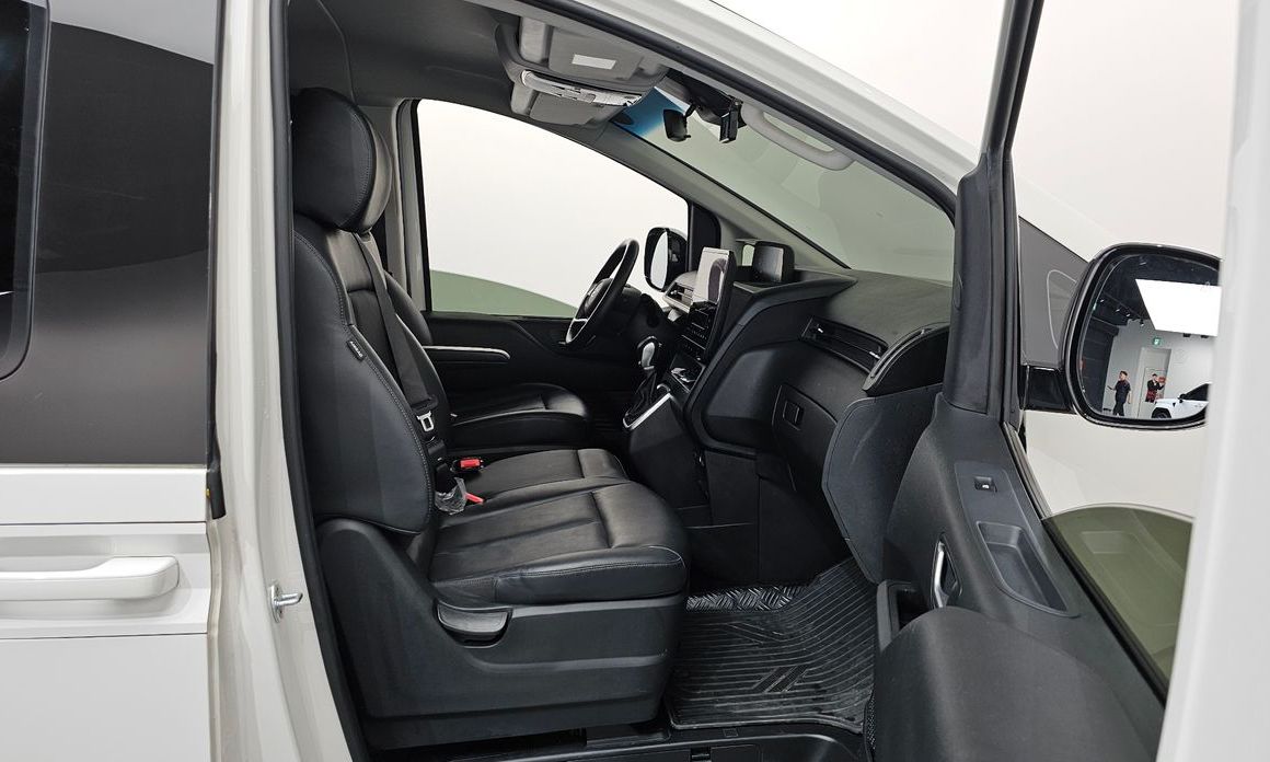 Hyundai Staria 2022