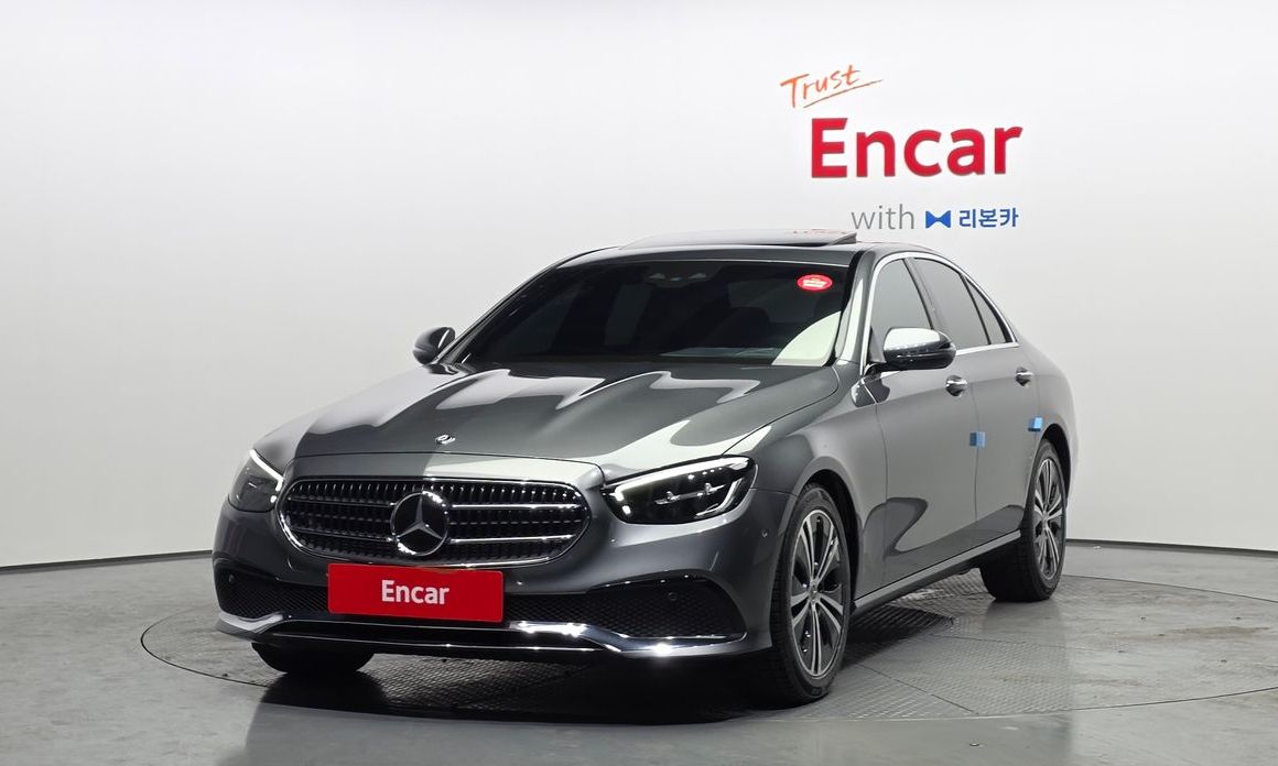 Mercedes-Benz E-Class 2021