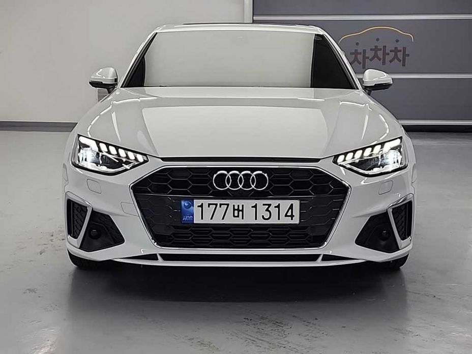 Audi A4 2023