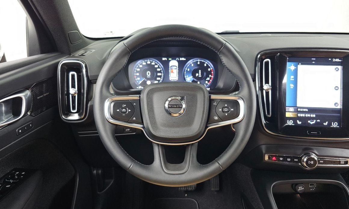 Volvo XC40 2021