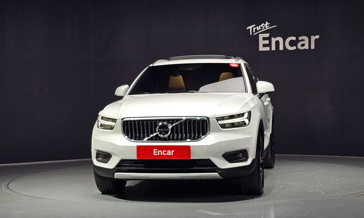 Volvo XC40 2021