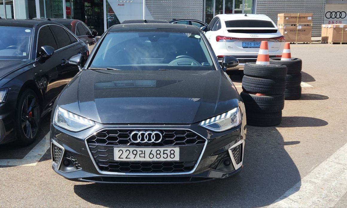 Audi A4 2023