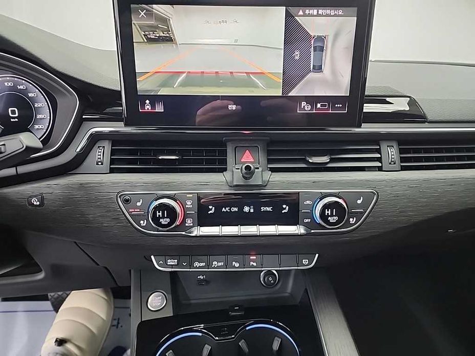 Audi A4 2023