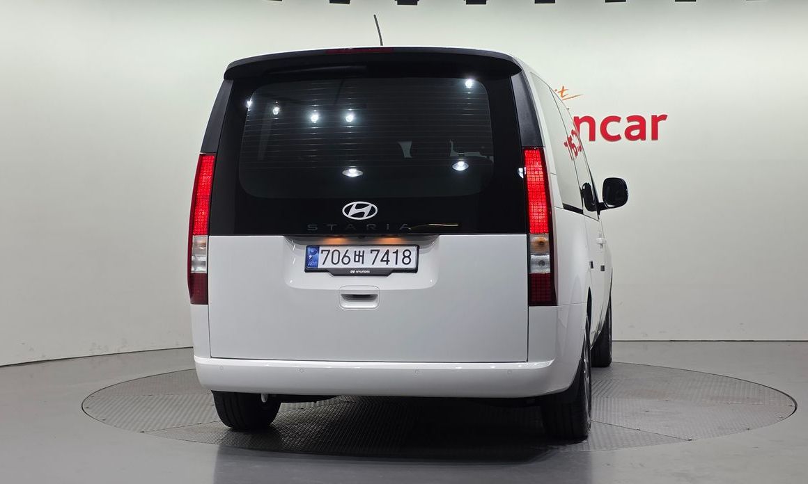 Hyundai Staria 2025