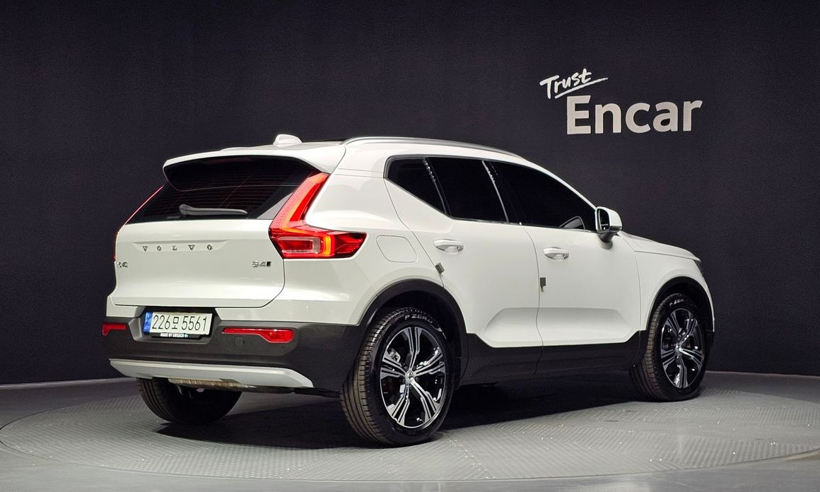 Volvo XC40 2021