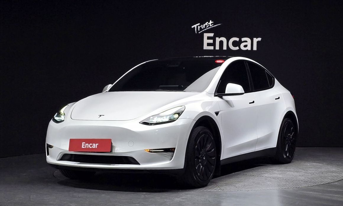 Tesla Model Y 2021