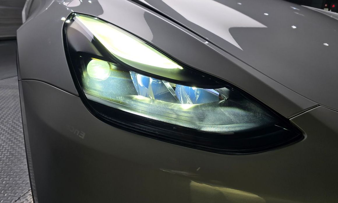 Tesla Model Y 2021
