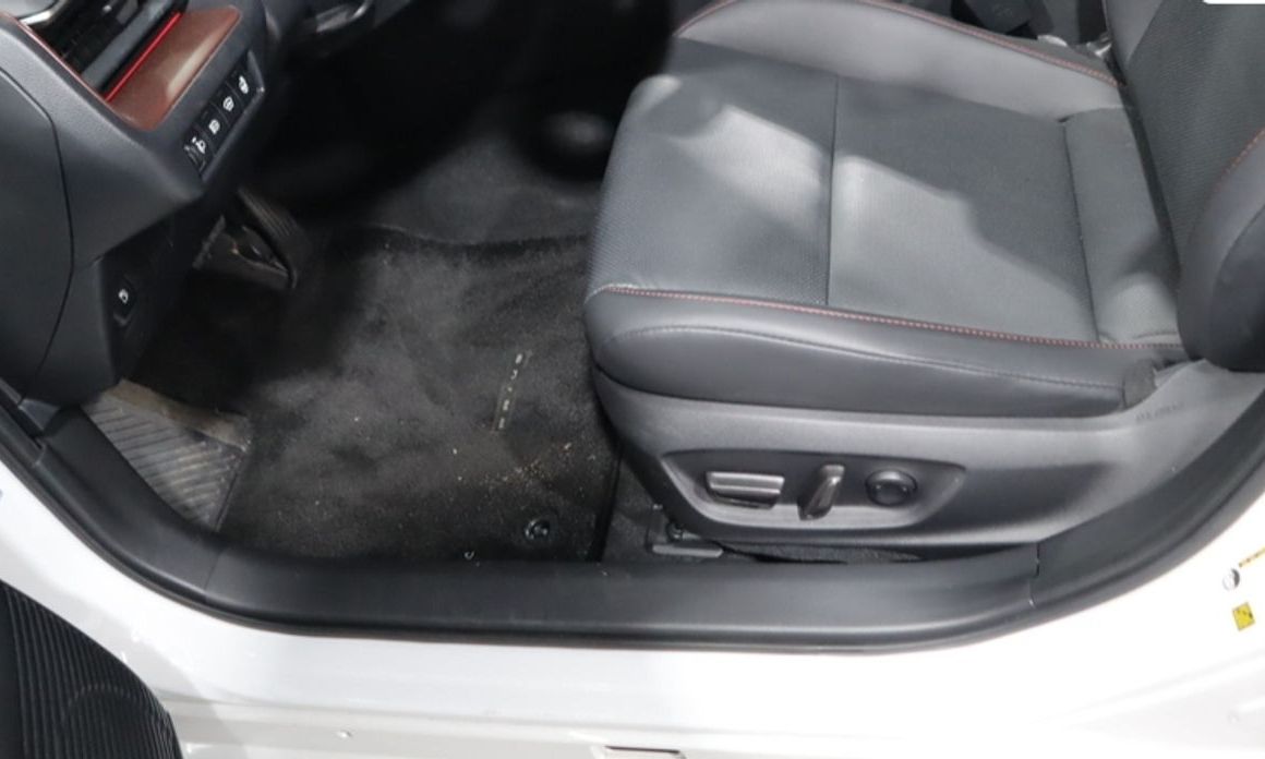 Toyota Prius 2024