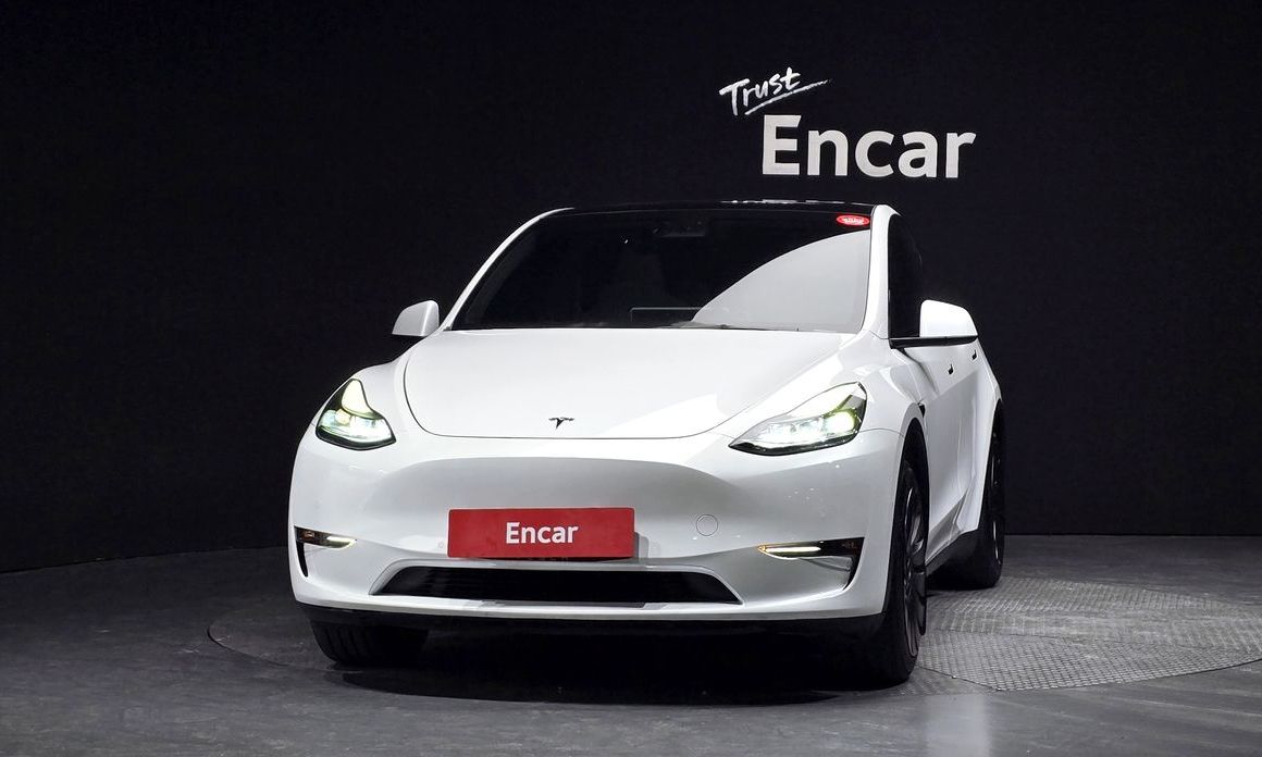 Tesla Model Y 2021