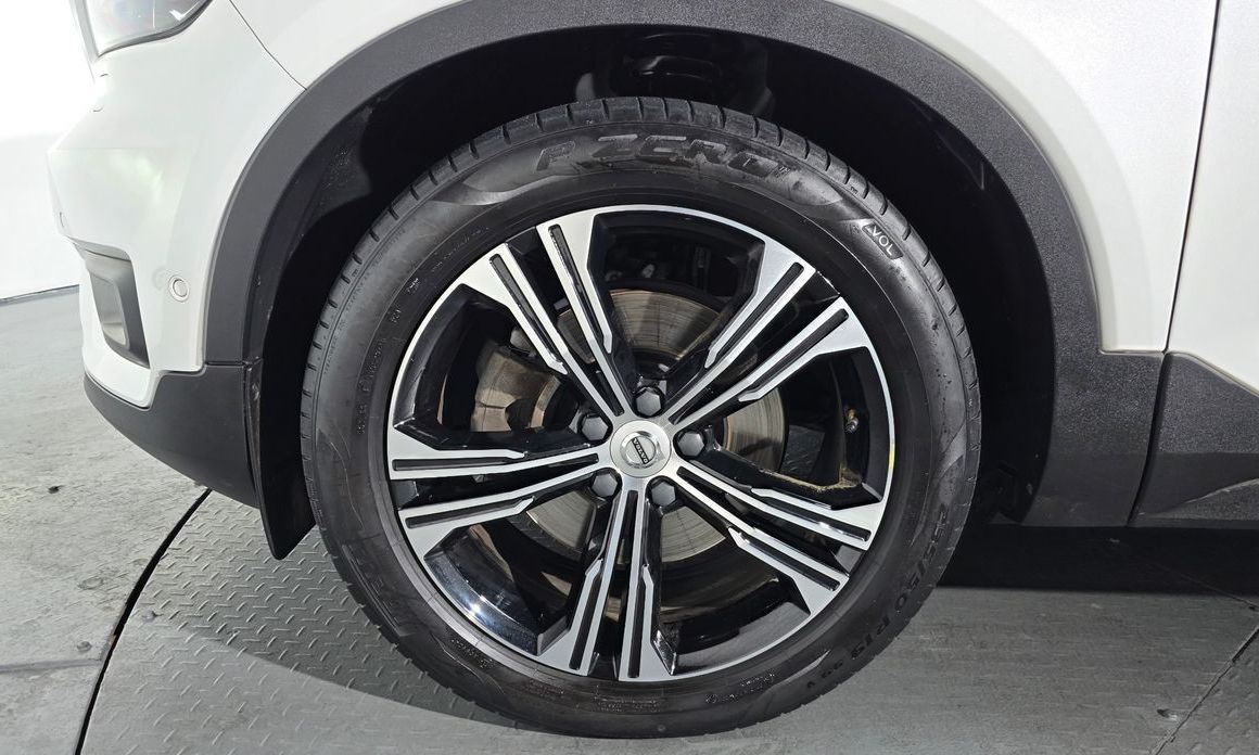 Volvo XC40 2021