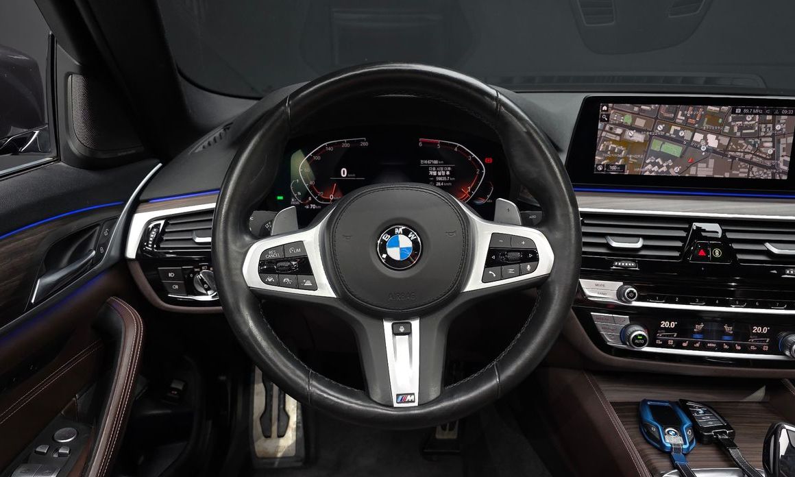 BMW 5-Series 2020