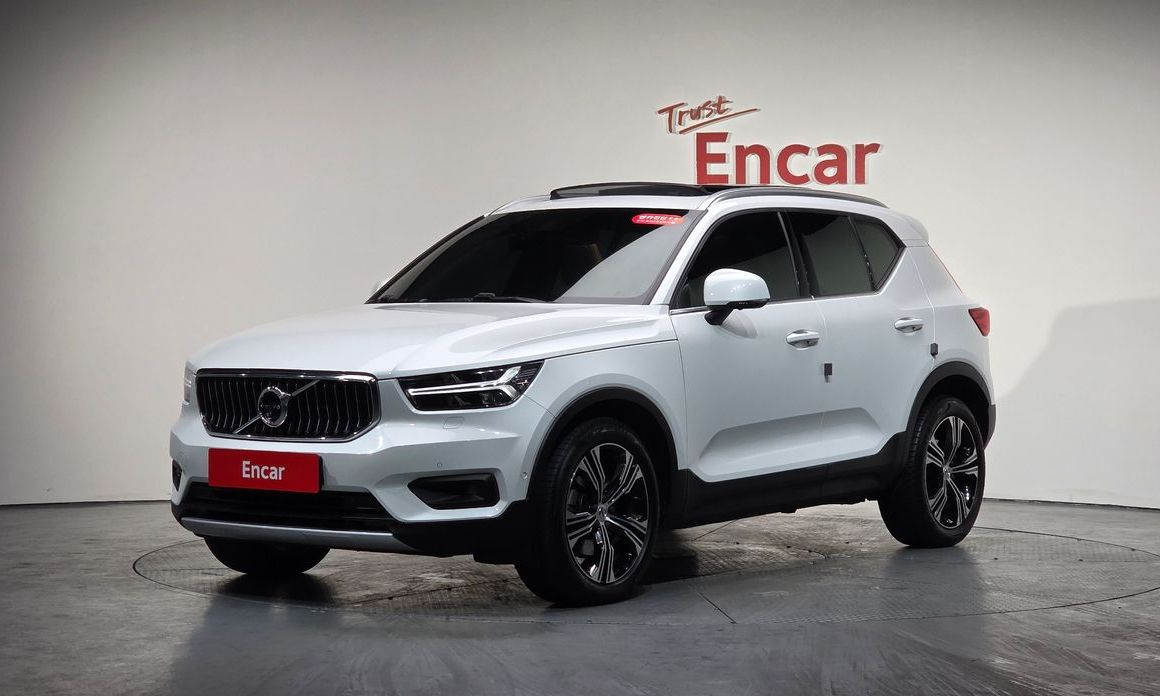 Volvo XC40 2021