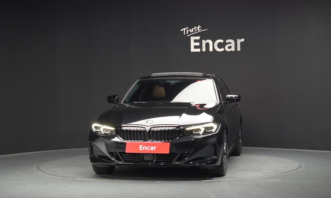 BMW 3-Series 2023