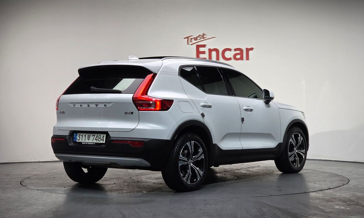 Volvo XC40 2021