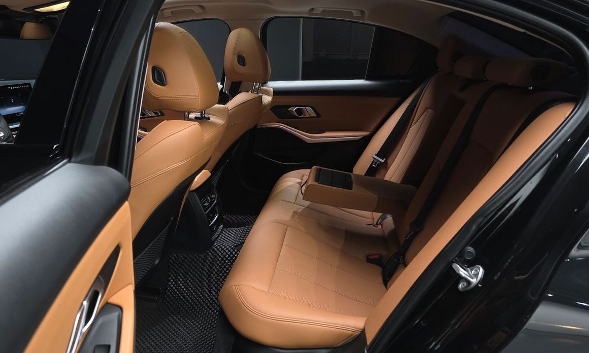 BMW 3-Series 2023