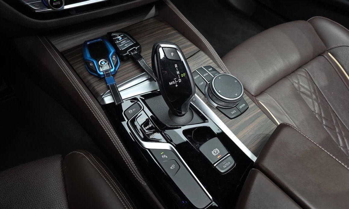 BMW 5-Series 2020
