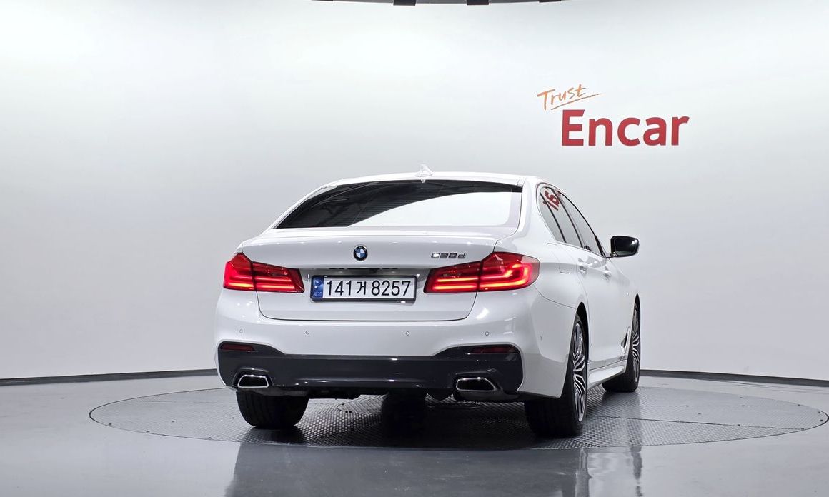 BMW 5-Series 2020