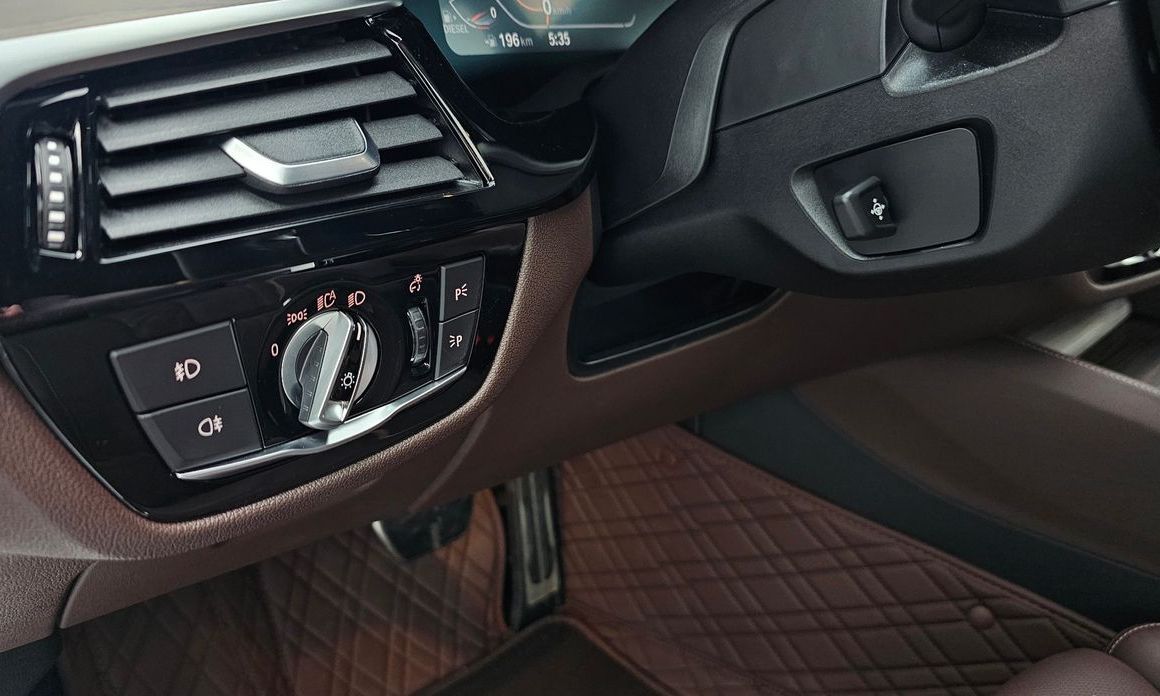 BMW 5-Series 2020