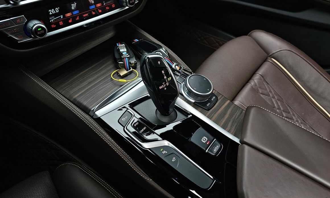 BMW 5-Series 2020