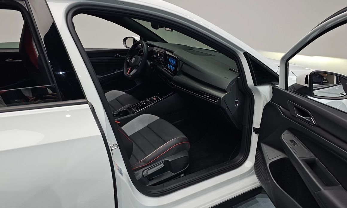 Volkswagen Golf 2024