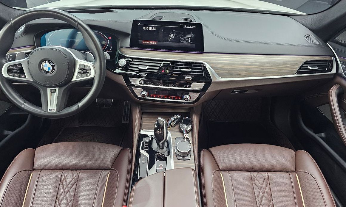 BMW 5-Series 2020