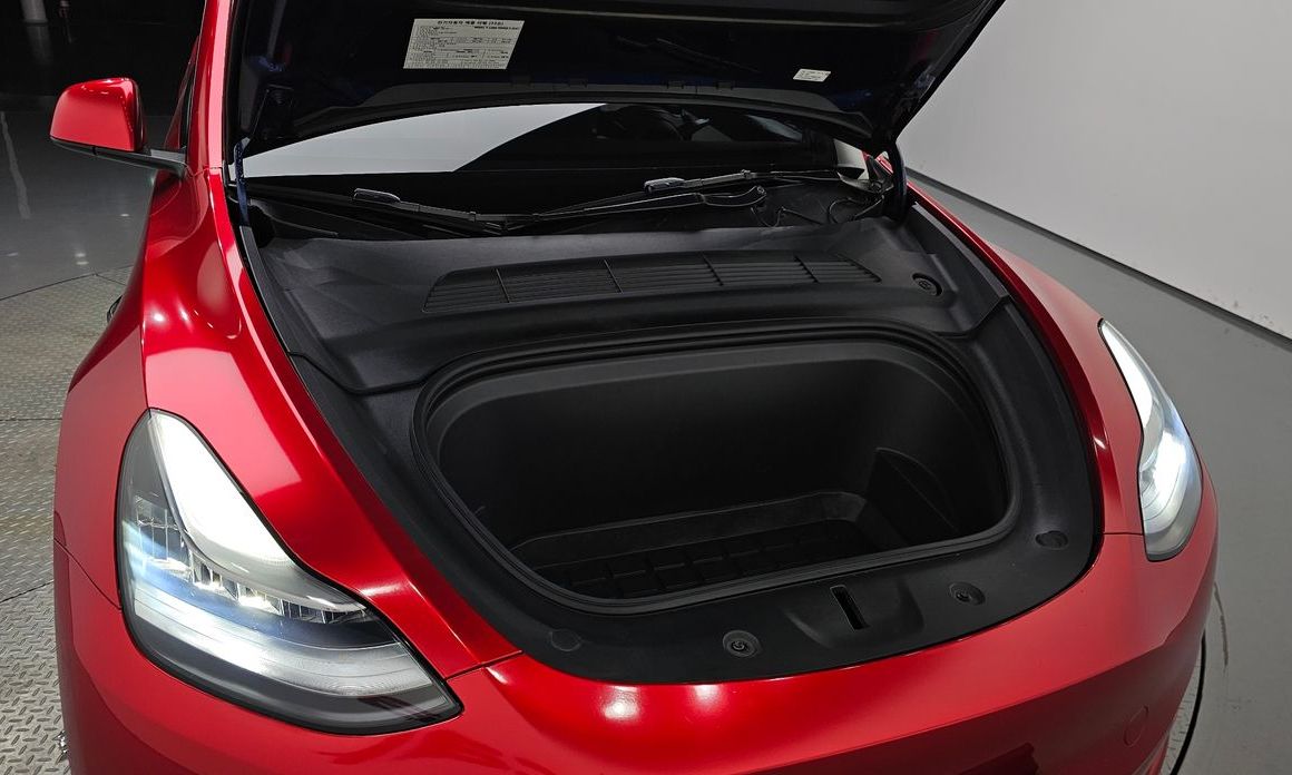 Tesla Model Y 2021
