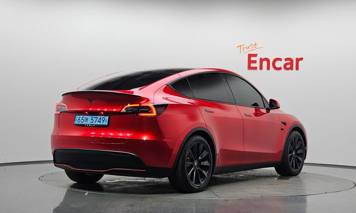 Tesla Model Y 2021