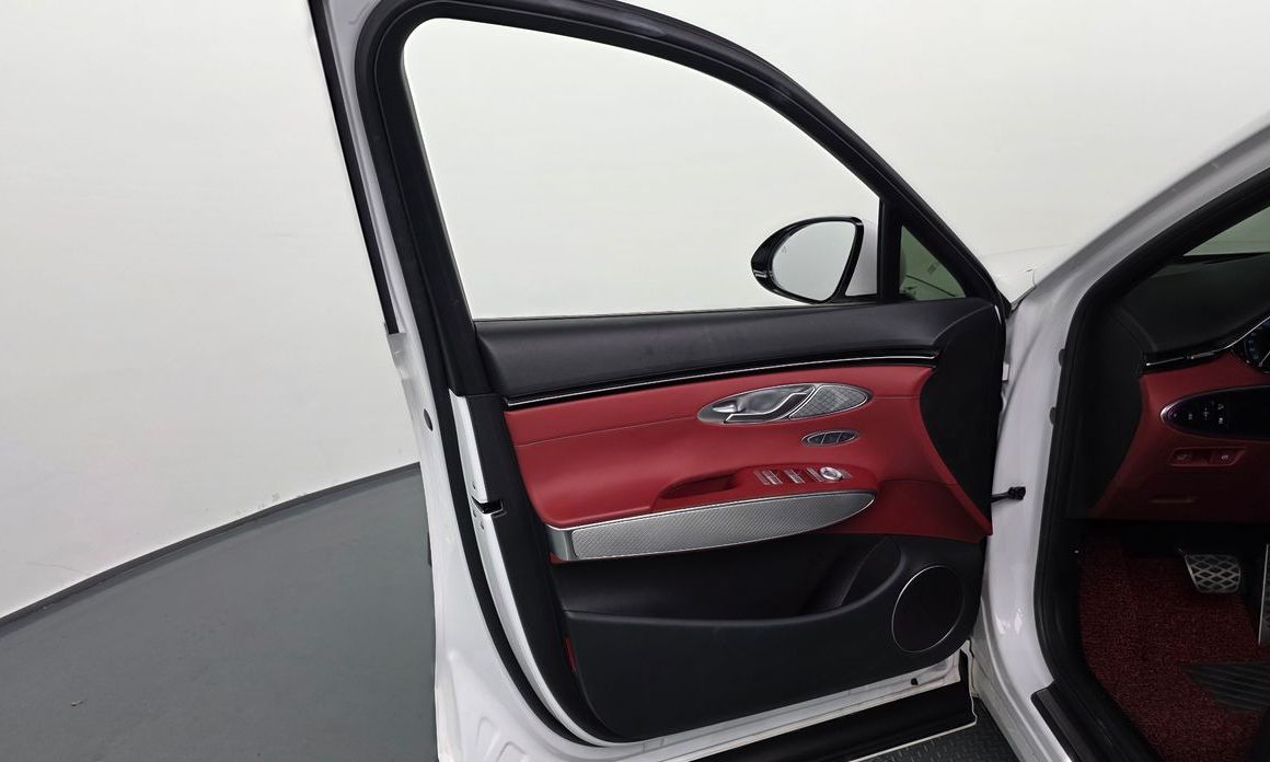 Genesis GV70 2021