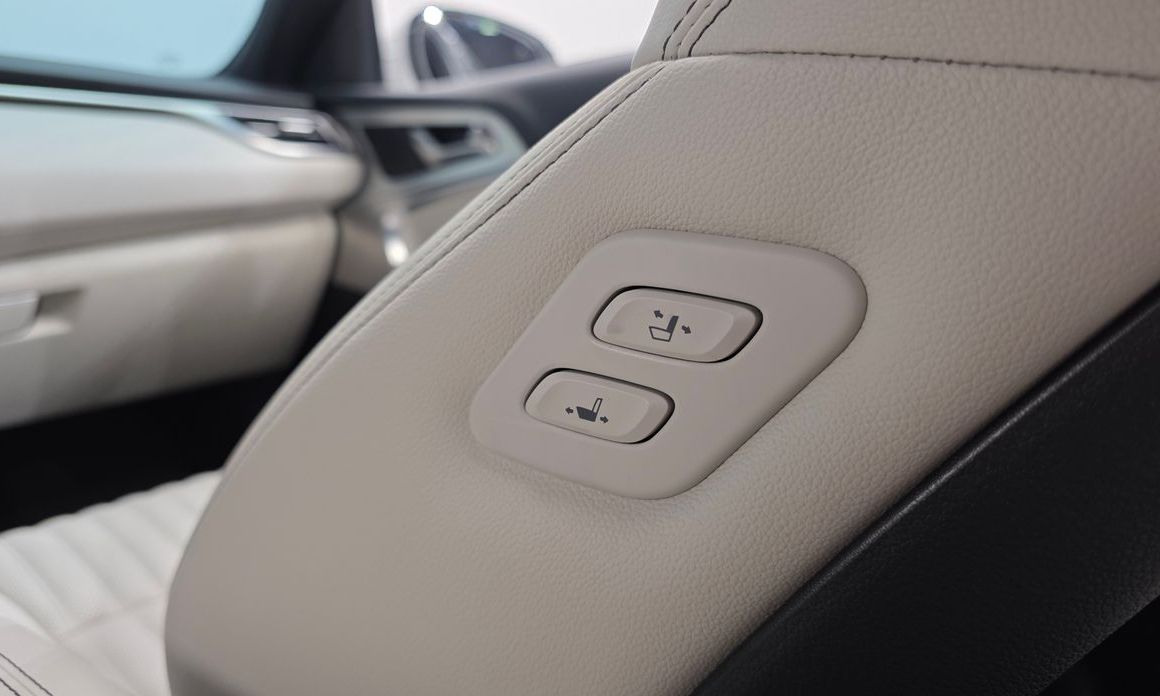 Genesis G70 2024
