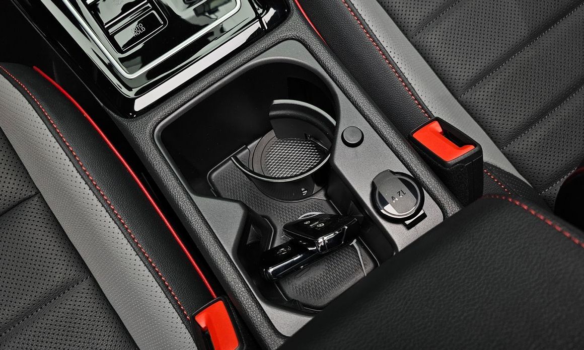 Volkswagen Golf 2024
