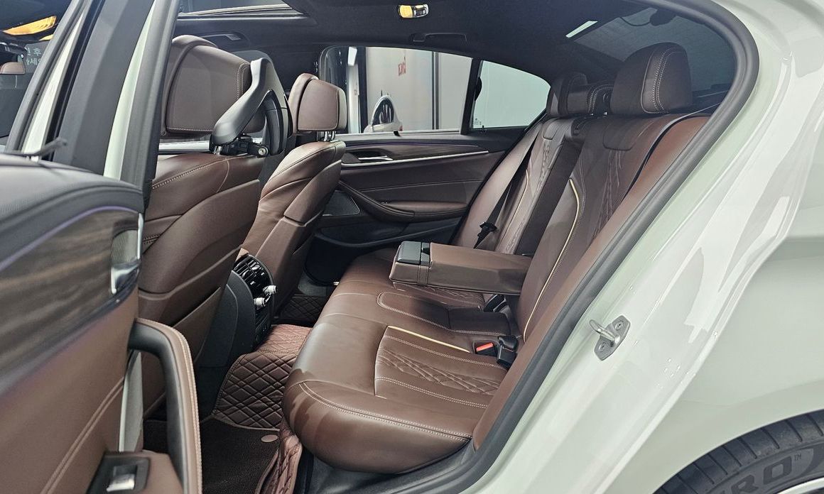 BMW 5-Series 2020