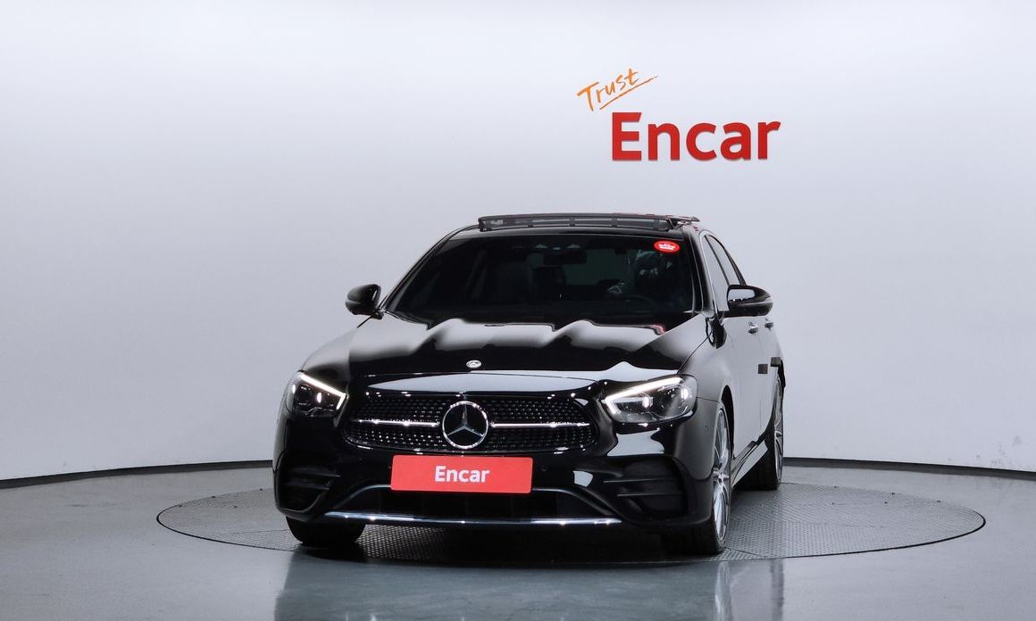 Mercedes-Benz E-Class 2022