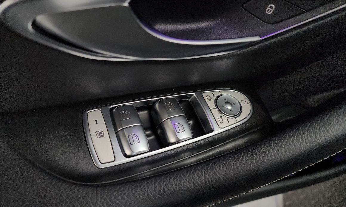 Mercedes-Benz E-Class 2022
